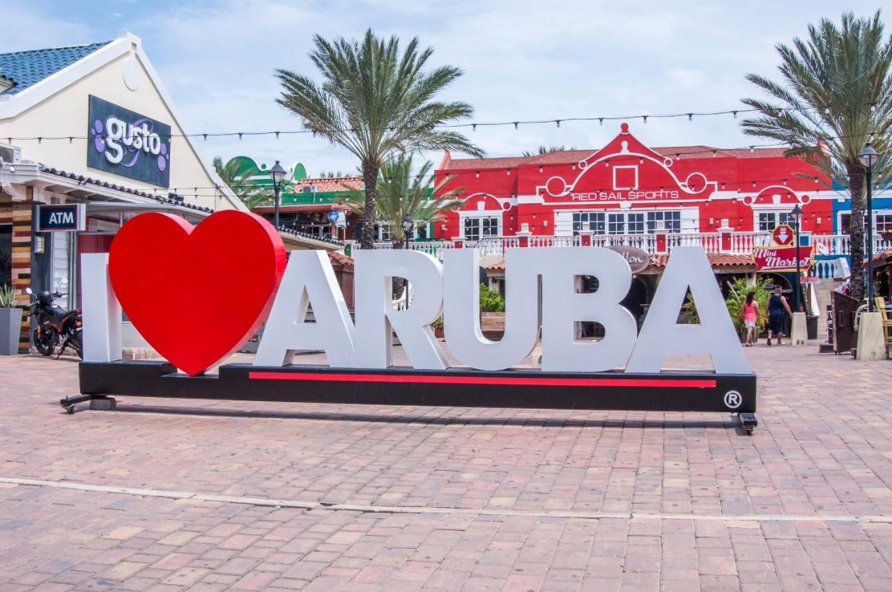 Yoyita Suites Aruba Villa パームビーチ エクステリア 写真